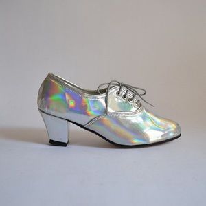 Vegan Lace-Up Oxford Heels